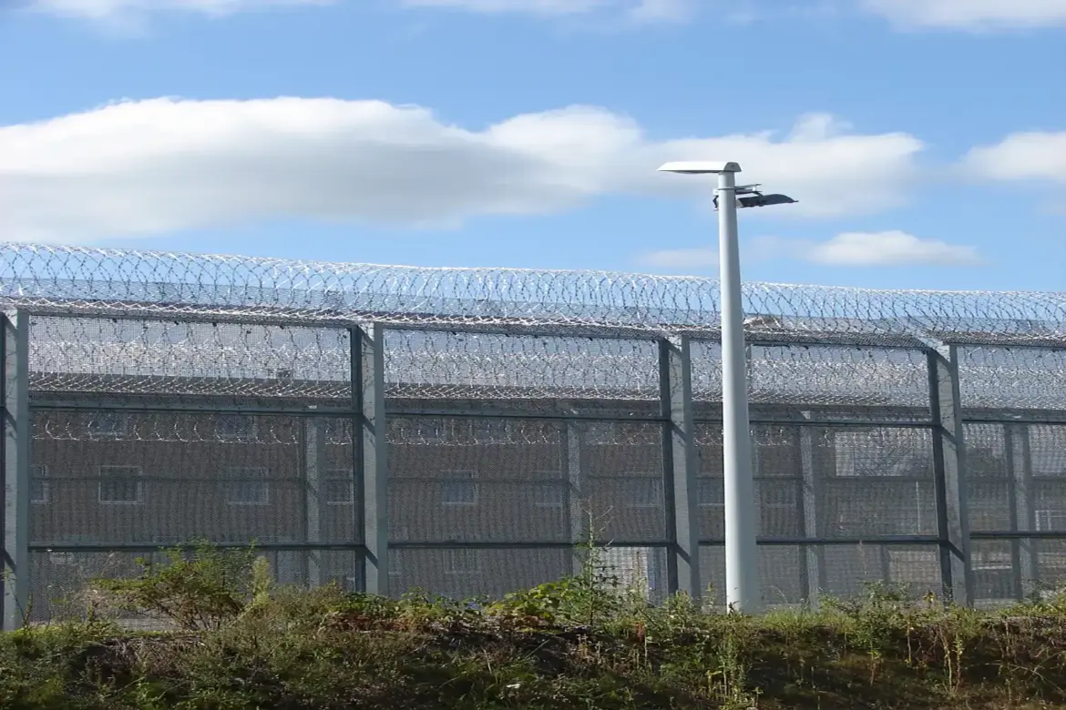 Symbolfoto eines Gefängnises